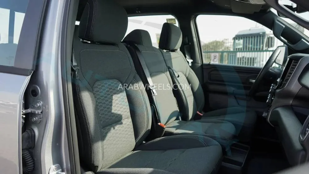 رام 1500 2025 for Sale in الرياض Image-16