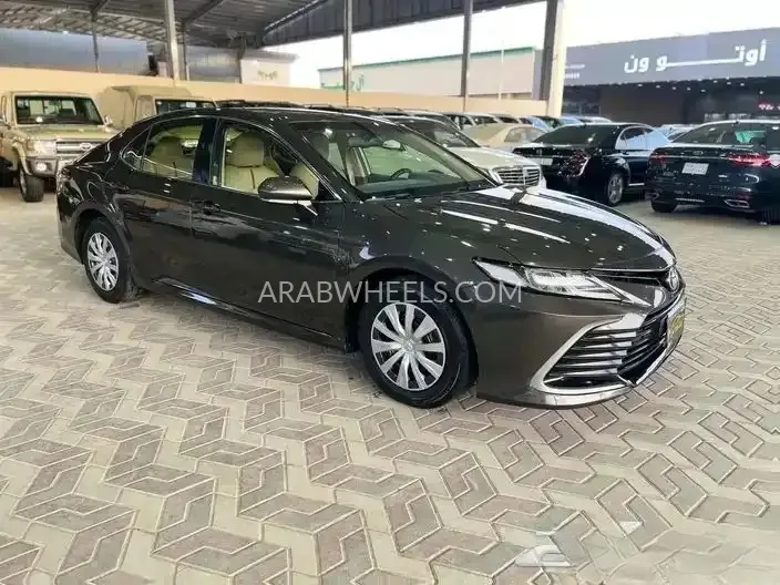 تويوتا كامري 2021 for Sale in الرياض Image-3