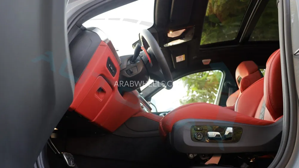 بي ام دبليو X6 2025 for Sale in وادي الدواسر Image-7