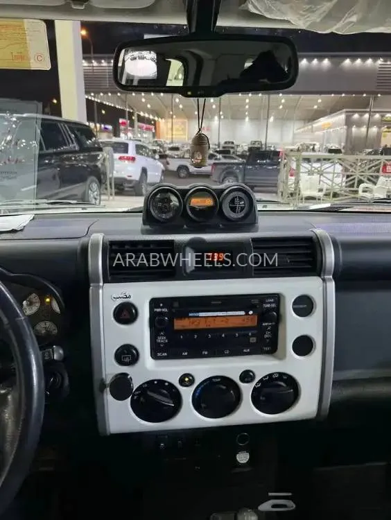 تويوتا إف جي كروزر 2012 for Sale in الرياض Image-8