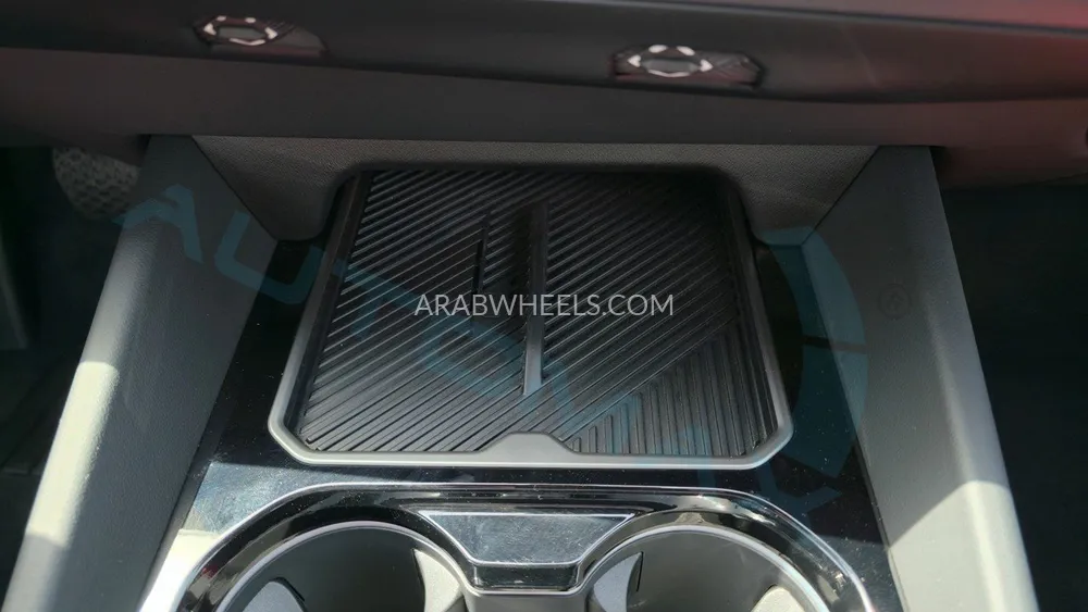 بي ام دبليو الفئة الخامسة 2025 for Sale in وادي الدواسر Image-24