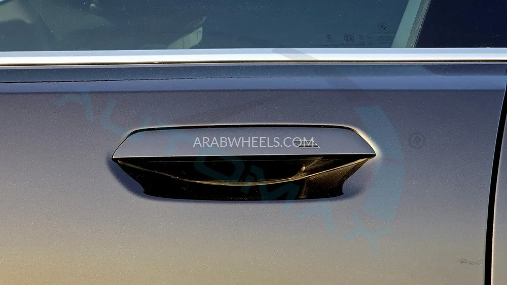 بي ام دبليو الفئة الخامسة 2025 for Sale in وادي الدواسر Image-34