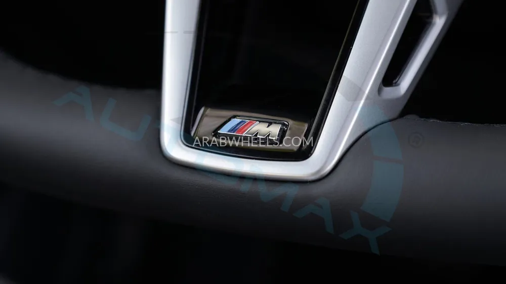 بي ام دبليو الفئة الثالثة 2025 for Sale in وادي الدواسر Image-12