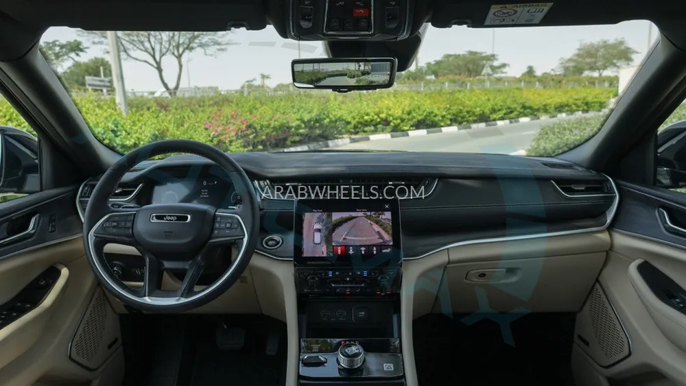 جيب جراند شيروكي 2025 for Sale in وادي الدواسر Image-8