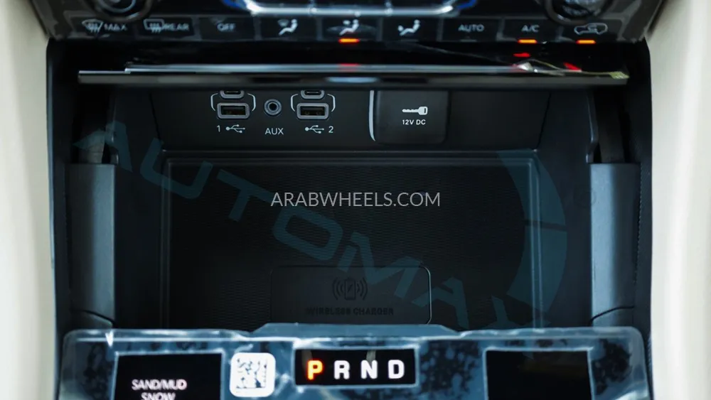 جيب جراند شيروكي 2024 for Sale in وادي الدواسر Image-17