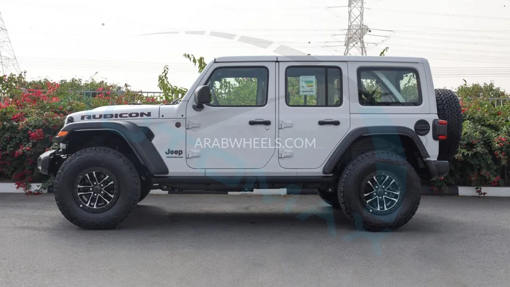 جيب رانجلر 2024 for Sale in وادي الدواسر Image-27