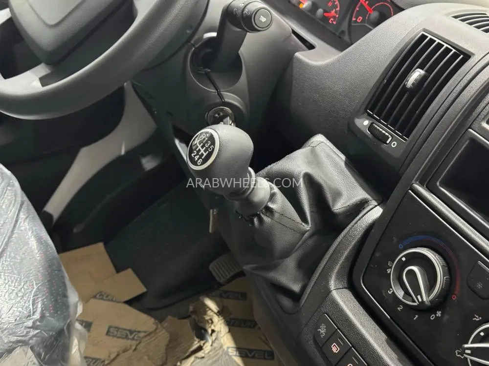 بيجو بوكسر 2024 for Sale in الرياض Image-11