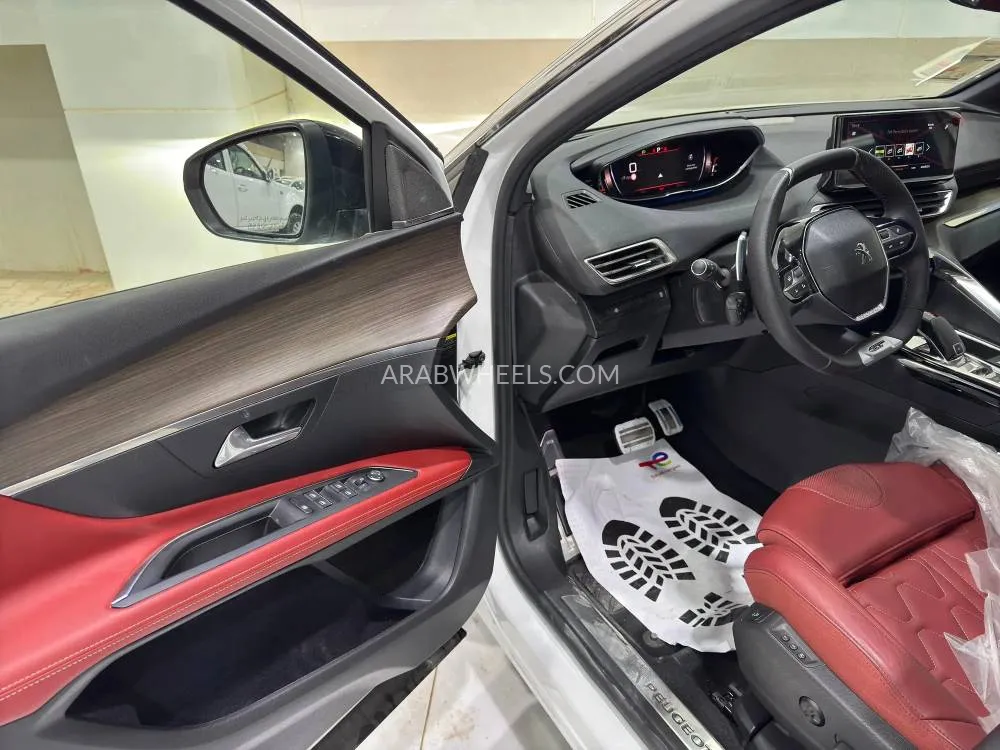 بيجو 3008 2023 for Sale in الرياض Image-9