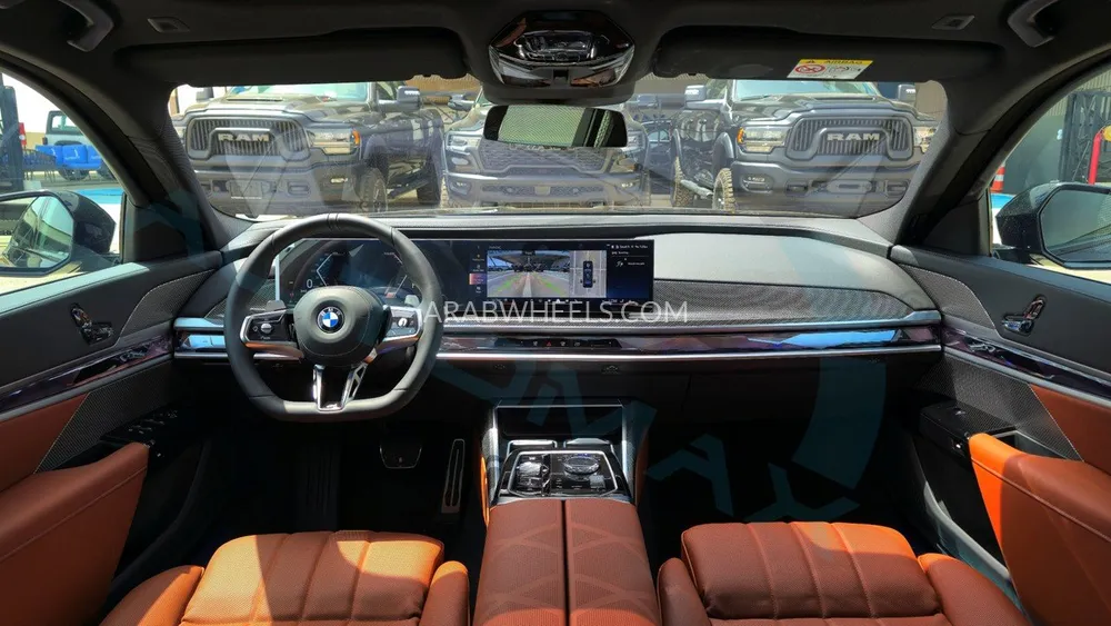 بي ام دبليو الفئة السابعة 2025 for Sale in وادي الدواسر Image-8