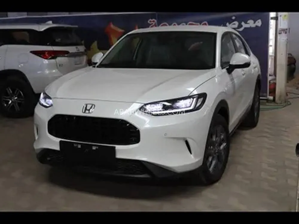 هوندا ZR-V 2024 for Sale in الدمام Image-3