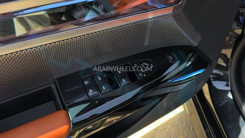 بي ام دبليو الفئة السابعة 2025 for Sale in وادي الدواسر Image-38