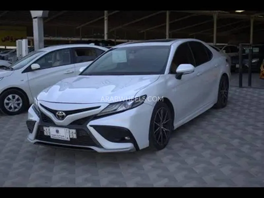 تويوتا كامري 2021 for Sale in الدمام Image-1