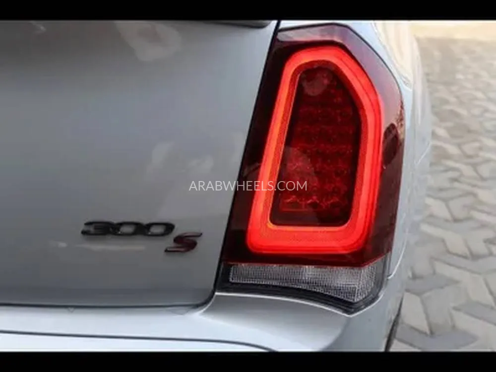 كرايسلر 300 2021 for Sale in الدمام Image-8