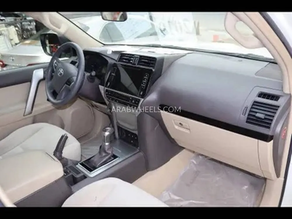 تويوتا لاند كروزر برادو 2020 for Sale in الدمام Image-10