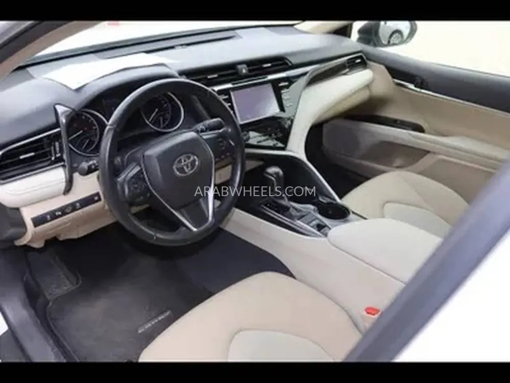 تويوتا كامري 2020 for Sale in الدمام Image-7