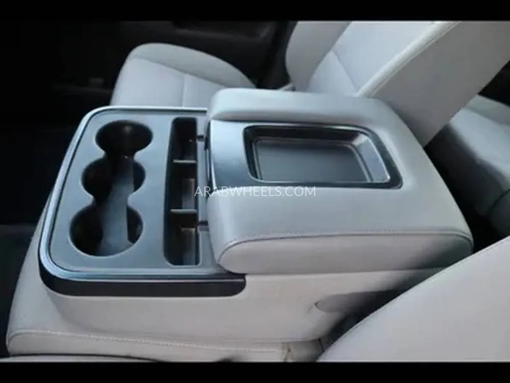 شفروليه سيلفرادو 2018 for Sale in الدمام Image-10