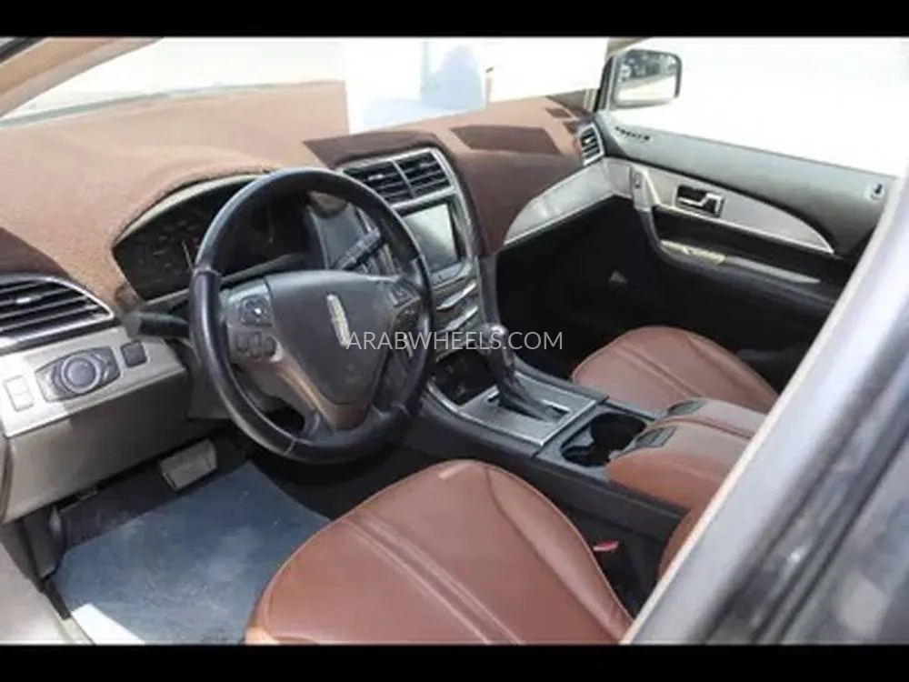 لينكون MKX 2011 for Sale in الدمام Image-9