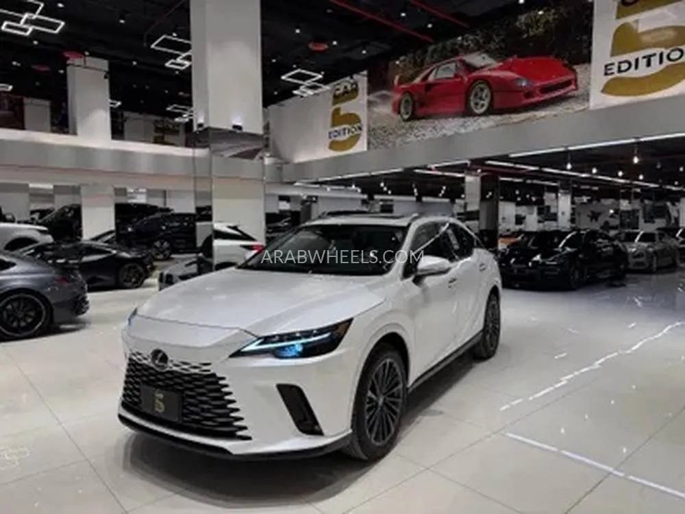 لكزس RX 2025 for Sale in الرياض Image-1