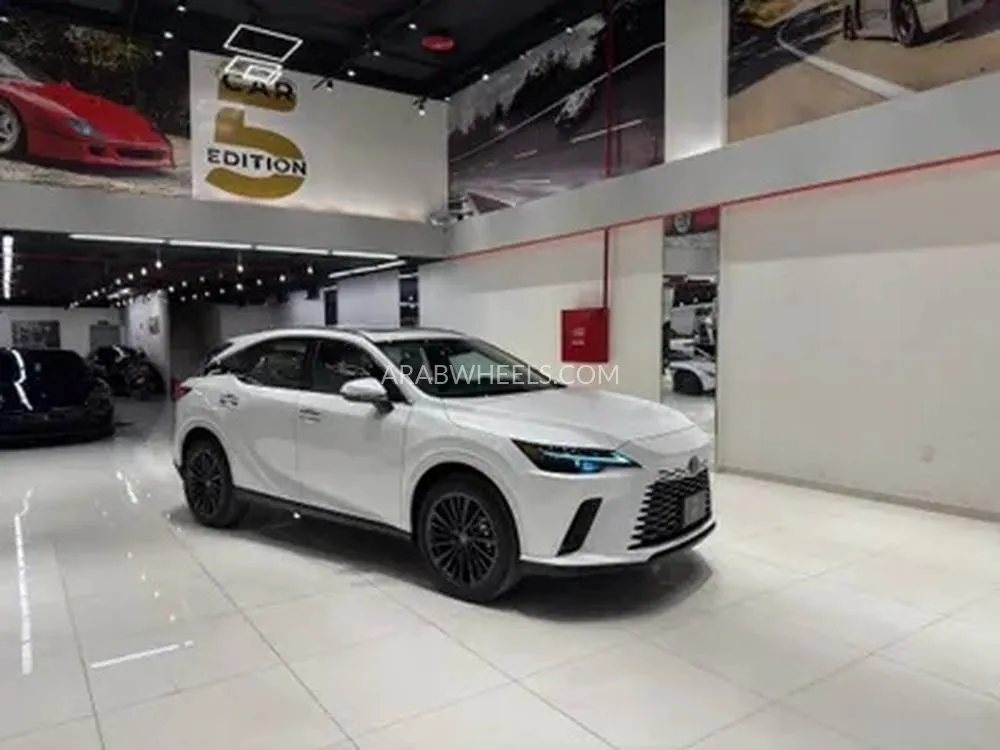 لكزس RX 2025 for Sale in الرياض Image-5