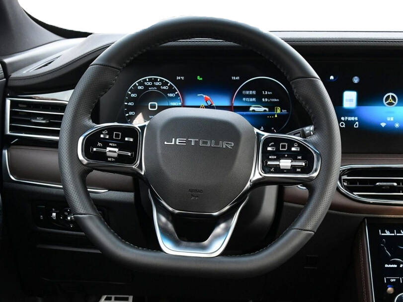 جيتور إكس ٩٥ Interior 