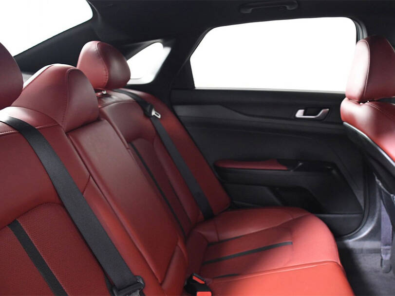 كيا كي ٥ Interior 