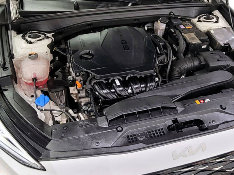 كيا K8 الخارجية 