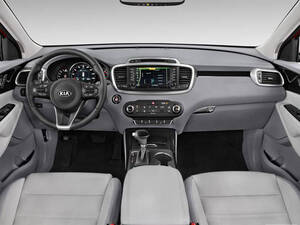 Kia Sorento Interior 