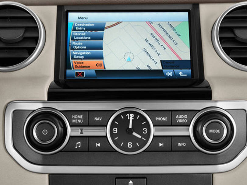 Land Rover LR4 Interior 