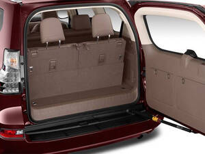 لكزس GX الداخلية 