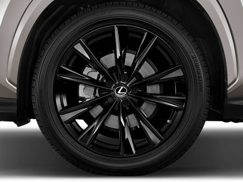 لكزس إن إكس 2025 Exterior 