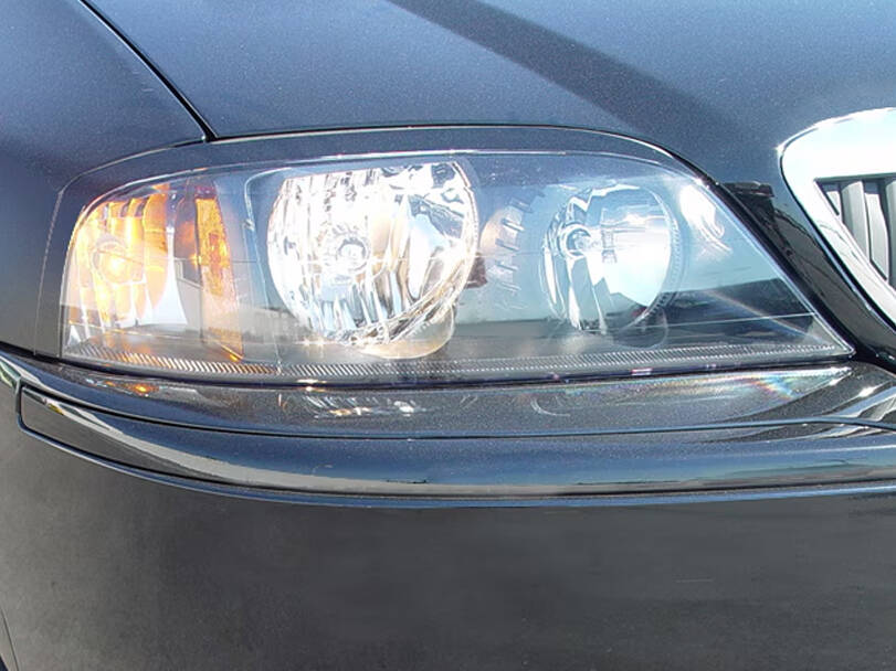 Lincoln LS Exterior 