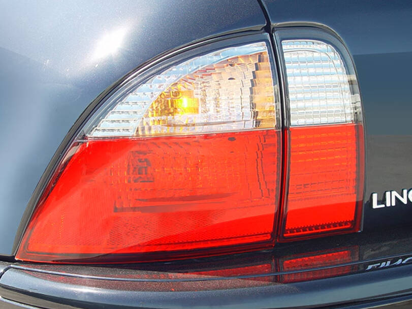 Lincoln LS Exterior 