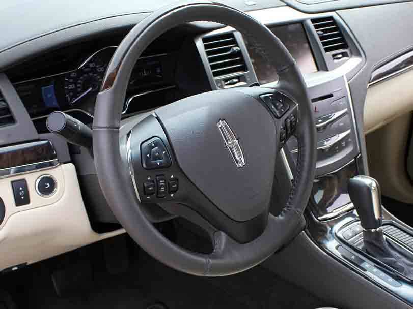 لينكون MKS Interior 