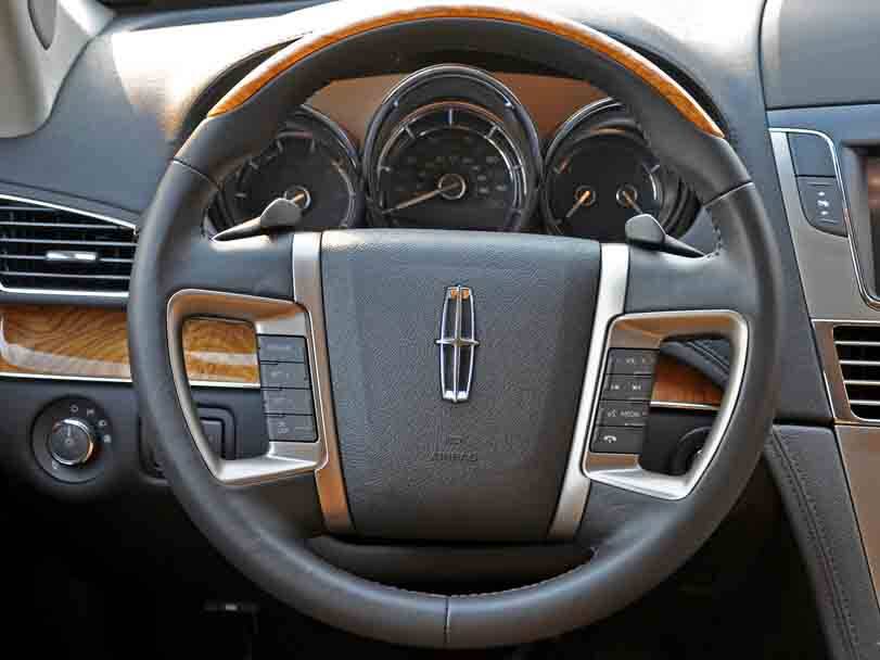 لينكولن إم كيه تي Interior 