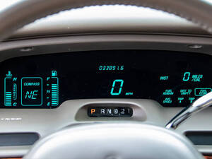 لينكون تاون كار الداخلية 