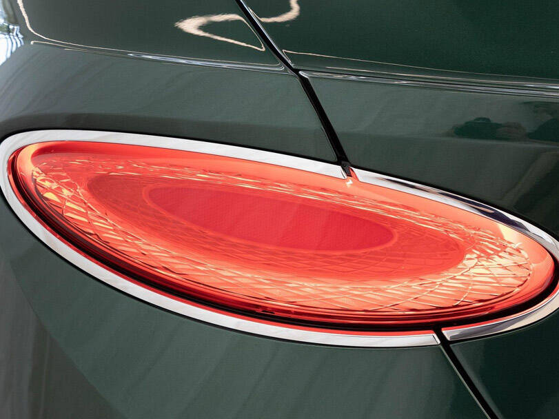 بنتلي كونتيننتال 2025 Exterior 