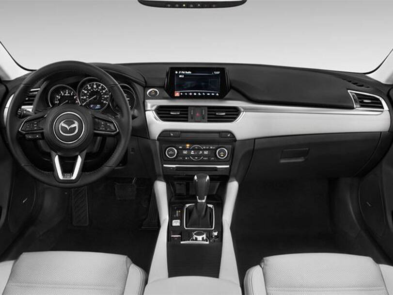 مازدا ٦ 2025 Interior 