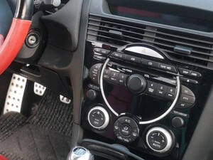 مازدا آر إكس ٨ الداخلية 