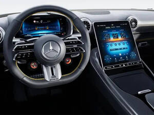 مرسيديس بنز إيه إم جي جي تي الداخلية 