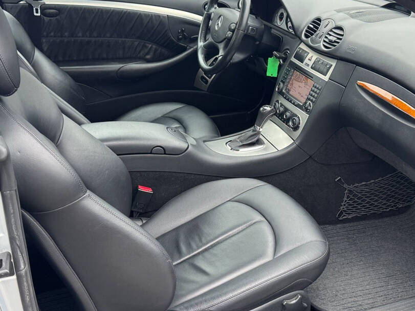 Mercedes Benz CLK Class Interior 