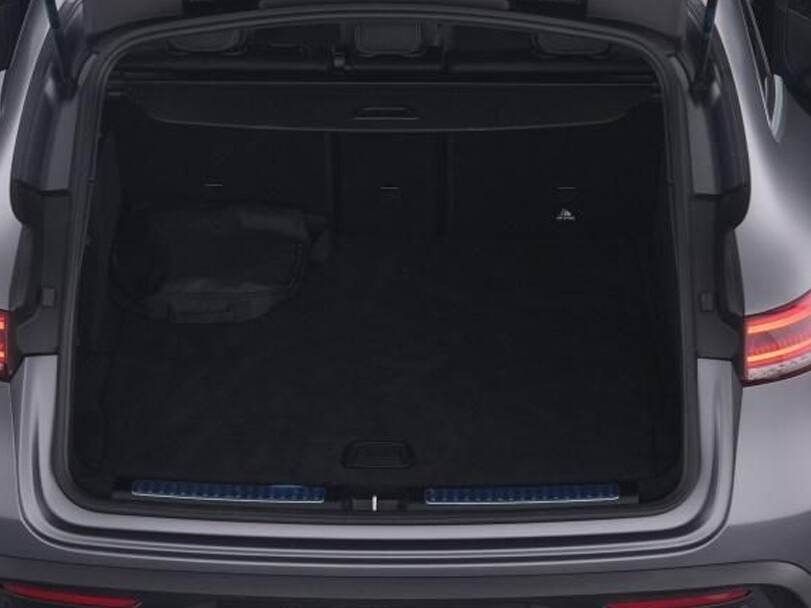 Mercedes Benz EQC Exterior 