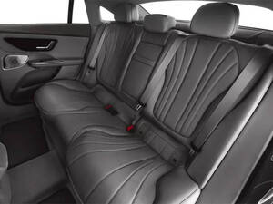 مرسيديس بنز EQE الداخلية 