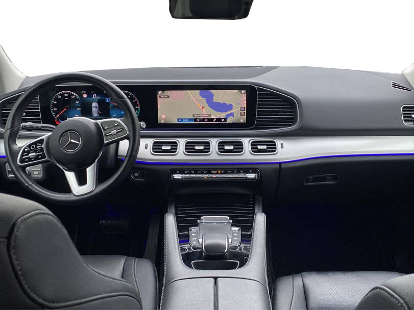 مرسيدس بنز جي إل إي كلاس Interior 