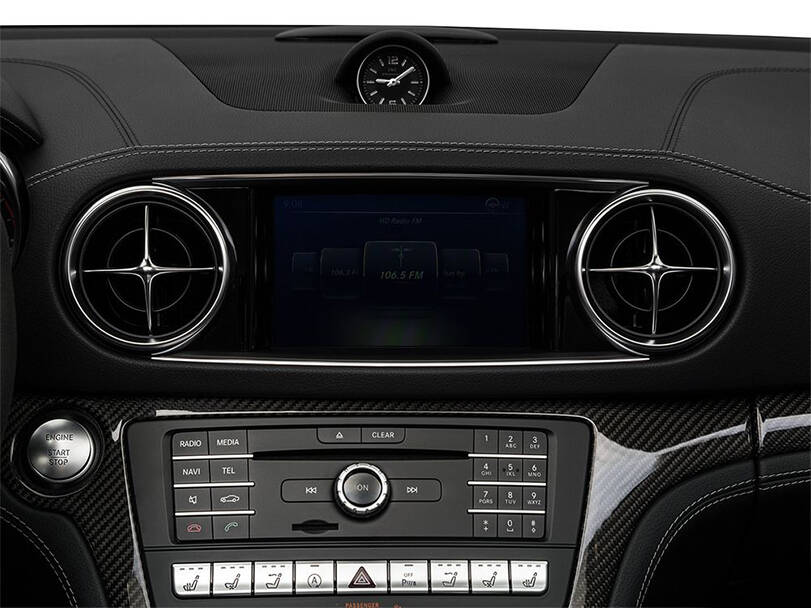 مرسيدس بنز إس إل كلاس Interior 