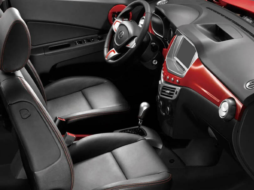 Bestune Oley Interior 