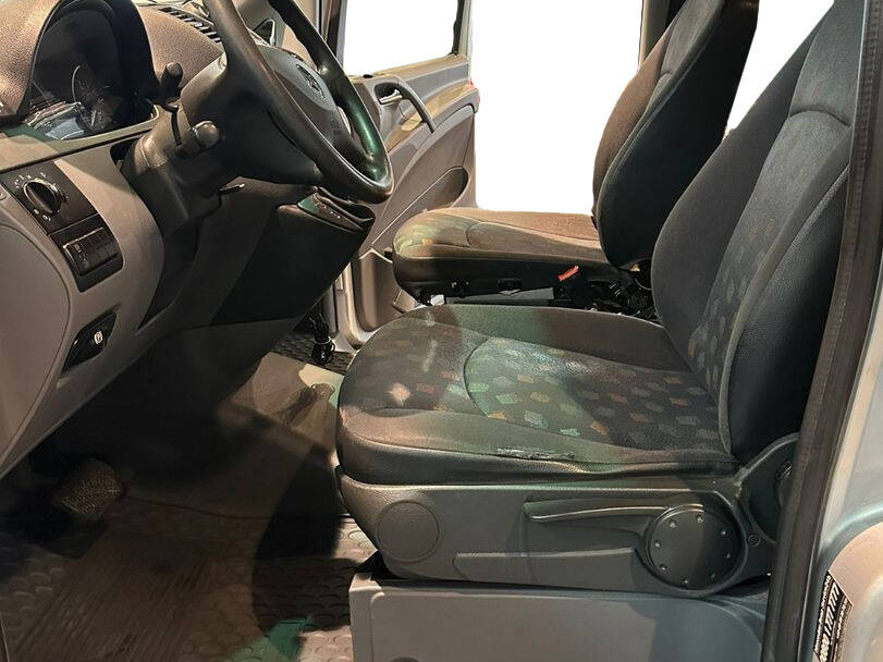 مرسيديس بنز فيانو Interior 