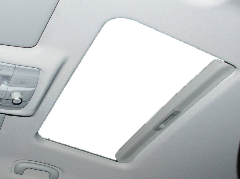 إم جي جي إس Interior 