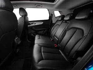 إم جي RX5 الداخلية 