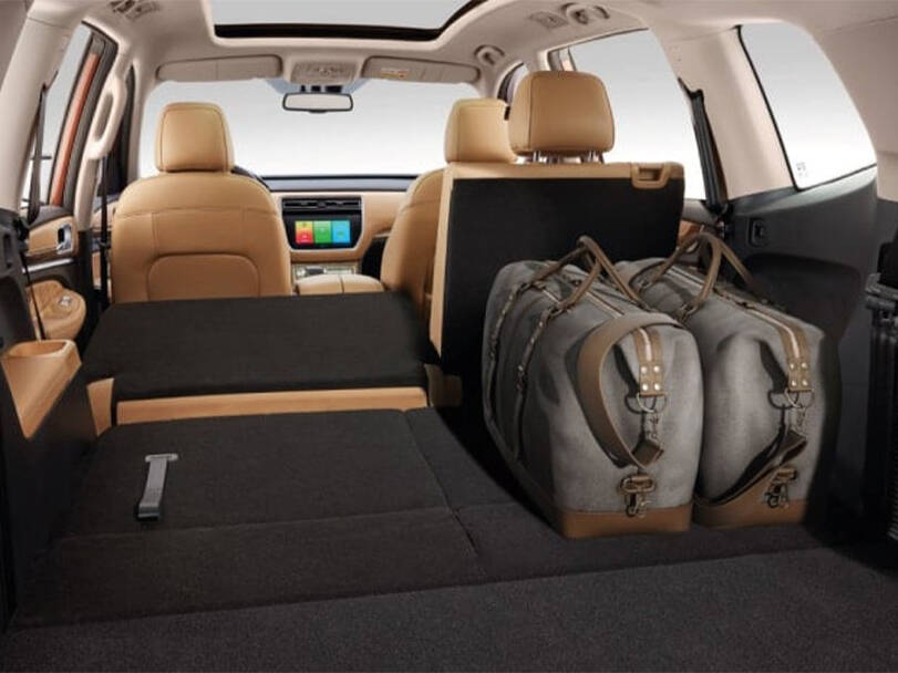 إم جي آر إكس ٨ 2025 Interior 