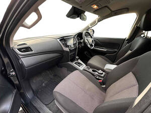 Mitsubishi L200 Interior 